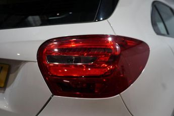 Mercedes-Benz A Class 1.5 A180d AMG Line 7G-DCT Euro 6 (s/s) 5dr