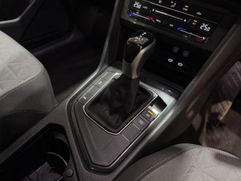 Volkswagen Tiguan 1.5 TSI Life DSG Euro 6 (s/s) 5dr