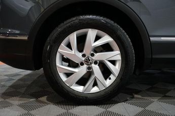 Volkswagen Tiguan 1.5 TSI Life DSG Euro 6 (s/s) 5dr