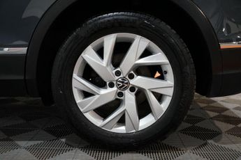 Volkswagen Tiguan 1.5 TSI Life DSG Euro 6 (s/s) 5dr