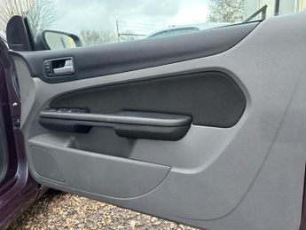 Ford Focus CC 2.0 CC-2 2dr