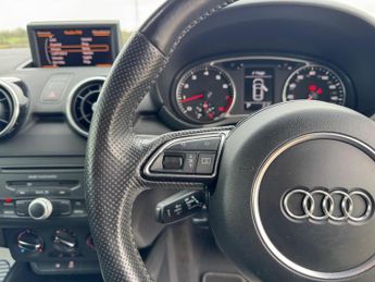 Audi A1 1.4 TFSI S line S Tronic Euro 5 3dr