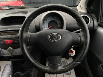 Toyota AYGO 1.0 VVT-i Platinum Euro 4 5dr