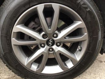 Hyundai Santa Fe 2.2 CRDi Premium Auto 4WD Euro 5 5dr (5 seat)