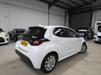 Toyota Yaris 1.5 VVT-h Icon E-CVT Euro 6 (s/s) 5dr