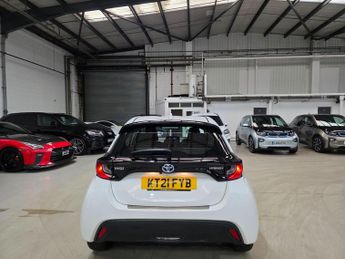 Toyota Yaris 1.5 VVT-h Icon E-CVT Euro 6 (s/s) 5dr