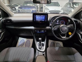 Toyota Yaris 1.5 VVT-h Icon E-CVT Euro 6 (s/s) 5dr