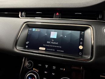 Land Rover Range Rover Evoque 1.5 P300e 12.2kWh R-Dynamic S Auto 4WD Euro 6 (s/s) 5dr
