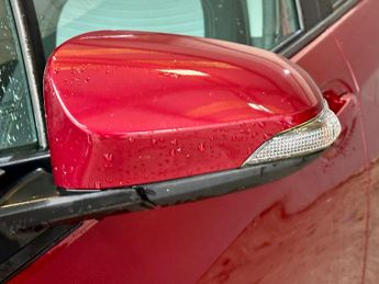 Toyota Yaris 1.5 VVT-h Icon Tech E-CVT Euro 6 (s/s) 5dr