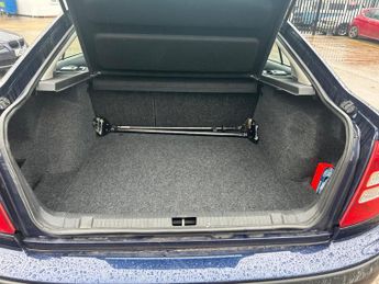 Skoda Octavia 1.8T Elegance 4x4 5dr