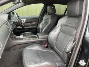 Jaguar XF 3.0d S V6 Portfolio Sportbrake Auto Euro 5 (s/s) 5dr