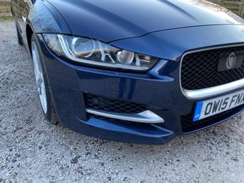 Jaguar XE 2.0d R-Sport Auto Euro 6 (s/s) 4dr