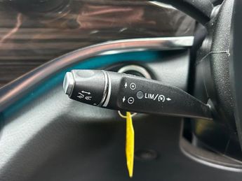 Mercedes-Benz V Class 2.2 V250d BlueTEC Sport G-Tronic+ Euro 6 (s/s) 5dr 8 Seat XLWB