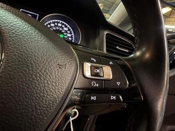 Volkswagen Golf 1.4 TSI SE Nav DSG Euro 6 (s/s) 5dr