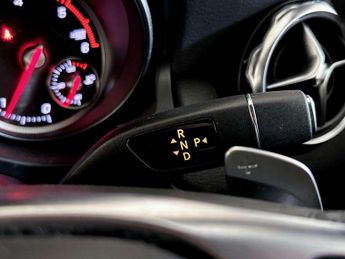 Mercedes-Benz GLA 2.1 GLA220d AMG Line (Premium) SUV 5dr Diesel 7G-DCT 4MATIC Euro