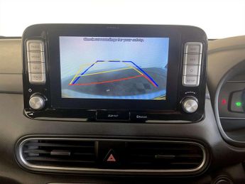 Hyundai KONA 64kWh Premium SE SUV 5dr Electric Auto (7kW Charger) (204 ps)