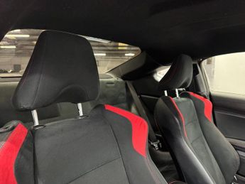Toyota GT86 2.0 Boxer D-4S Auto Euro 6 2dr