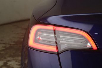 Tesla Model 3 (Dual Motor) Long Range Auto 4WDE 4dr