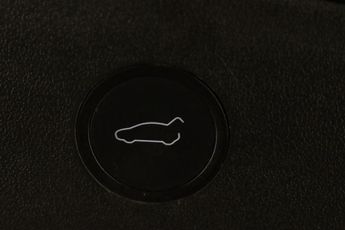 Tesla Model 3 (Dual Motor) Long Range Auto 4WDE 4dr