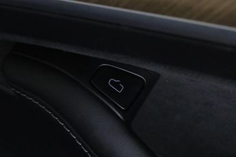 Tesla Model 3 (Dual Motor) Long Range Auto 4WDE 4dr