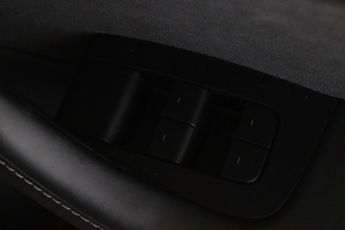 Tesla Model 3 (Dual Motor) Long Range Auto 4WDE 4dr