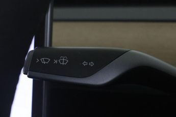 Tesla Model 3 (Dual Motor) Long Range Auto 4WDE 4dr