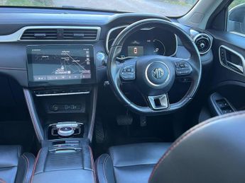 MG MG ZS 72.6kWh Trophy Long Range Auto 5dr
