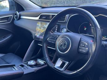MG MG ZS 72.6kWh Trophy Long Range Auto 5dr