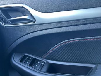 MG MG ZS 72.6kWh Trophy Long Range Auto 5dr