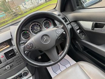 Mercedes-Benz C Class 2.1 C220 CDI BlueEfficiency Sport Auto Euro 5 4dr