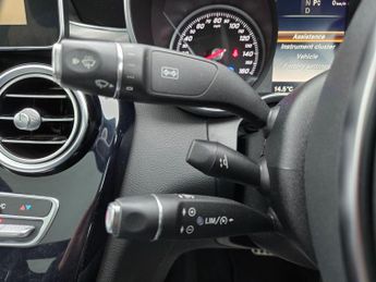 Mercedes-Benz C Class 2.1 C250d AMG Line (Premium Plus) 7G-Tronic+ Euro 6 (s/s) 4dr