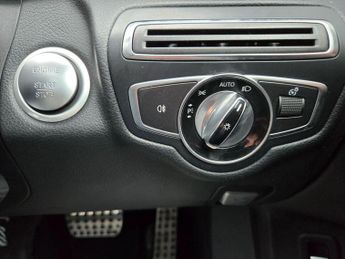 Mercedes-Benz C Class 2.1 C250d AMG Line (Premium Plus) 7G-Tronic+ Euro 6 (s/s) 4dr