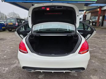 Mercedes-Benz C Class 2.1 C250d AMG Line (Premium Plus) 7G-Tronic+ Euro 6 (s/s) 4dr