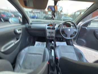 Vauxhall Corsa 1.2i 16v SXi+ 5dr
