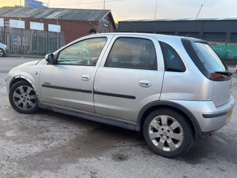 Vauxhall Corsa 1.2i 16v SXi+ 5dr