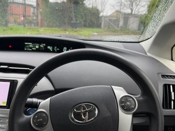 Toyota Prius 1.5 CVT 4dr