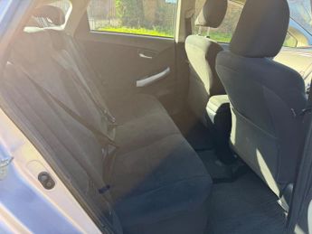 Toyota Prius 1.5 CVT 4dr