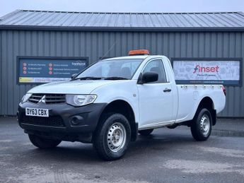 Mitsubishi L200 2.5 DI-D 4Work 4WD Euro 5 2dr