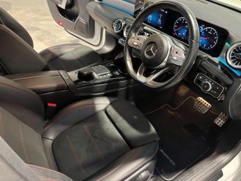 Mercedes-Benz CLA 1.3 CLA180h MHEV AMG Line (Premium) Coupe 7G-DCT Euro 6 (s/s) 4d