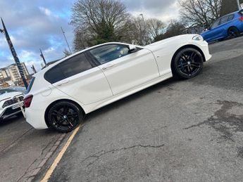 BMW 1 Series 2.0 120d M Sport Shadow Edition Auto xDrive Euro 6 (s/s) 5dr