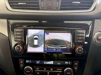 Nissan Qashqai 1.3 DIG-T Tekna SUV 5dr Petrol Manual Euro 6 (s/s) (140 ps)