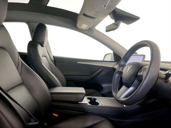 Tesla Model Y SUV 5dr Electric Auto RWD (346 ps)