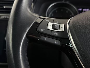 Volkswagen Golf 1.0 TSI Match DSG Euro 6 (s/s) 5dr