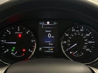 Nissan Qashqai 1.6 dCi N-Connecta XTRON 2WD Euro 6 (s/s) 5dr