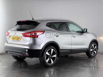 Nissan Qashqai 1.6 dCi N-Connecta XTRON 2WD Euro 6 (s/s) 5dr