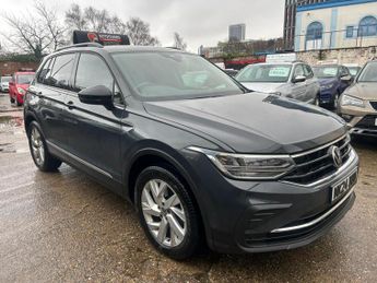 Volkswagen Tiguan 2.0 TDI Life DSG Euro 6 (s/s) 5dr