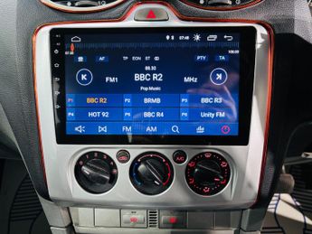 Ford Focus 1.6 Zetec 5dr