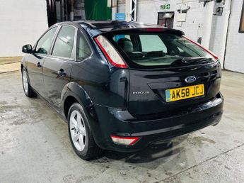 Ford Focus 1.6 Zetec 5dr