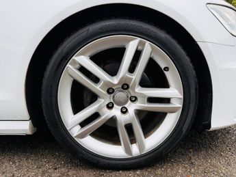 Audi A6 Saloon 2.8 FSI Quattro S Tronic S Line Package
