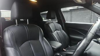Nissan Juke 1.6 Tekna XTRON Euro 6 5dr
